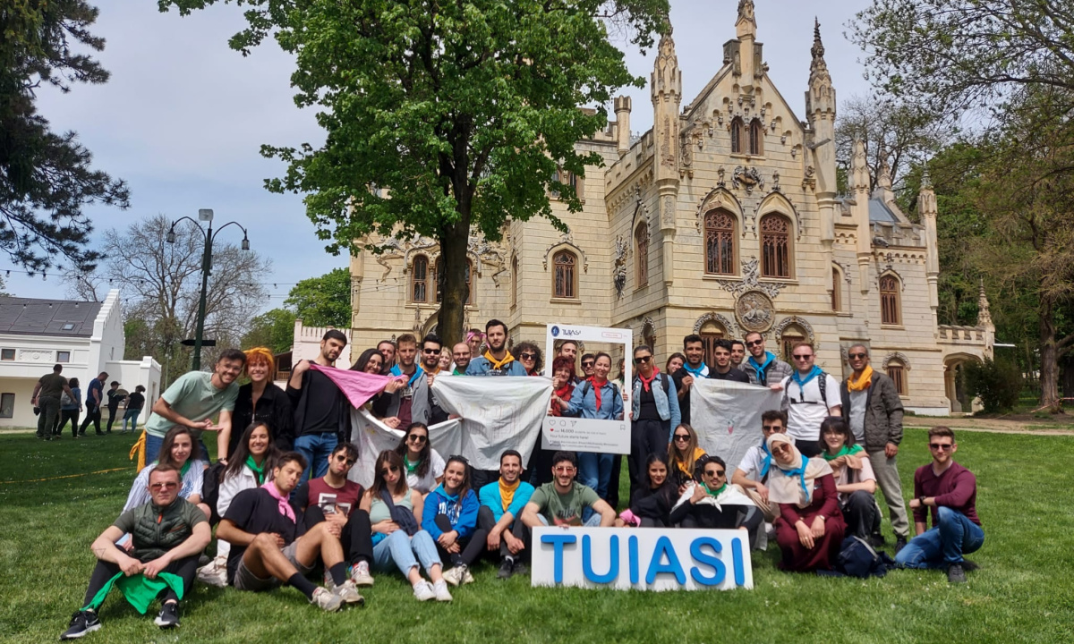 TUIASI international students
